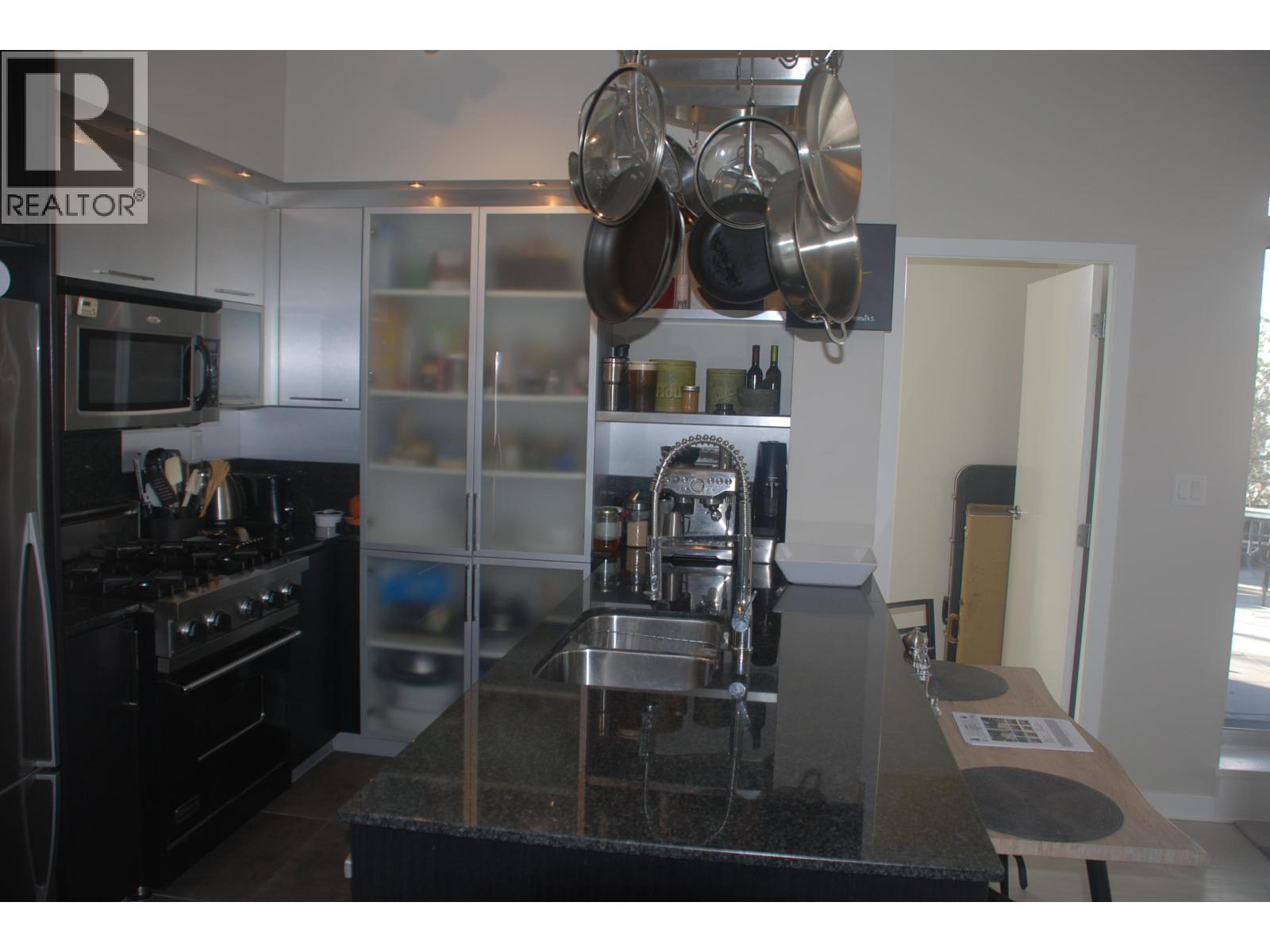 301 2980 Atlantic Avenue, Coquitlam, British Columbia  V3B 0G2 - Photo 5 - R3087587