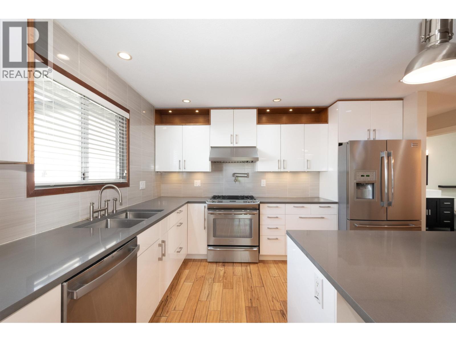 23364 117b Avenue, Maple Ridge, British Columbia  V2X 0B8 - Photo 11 - R3089050