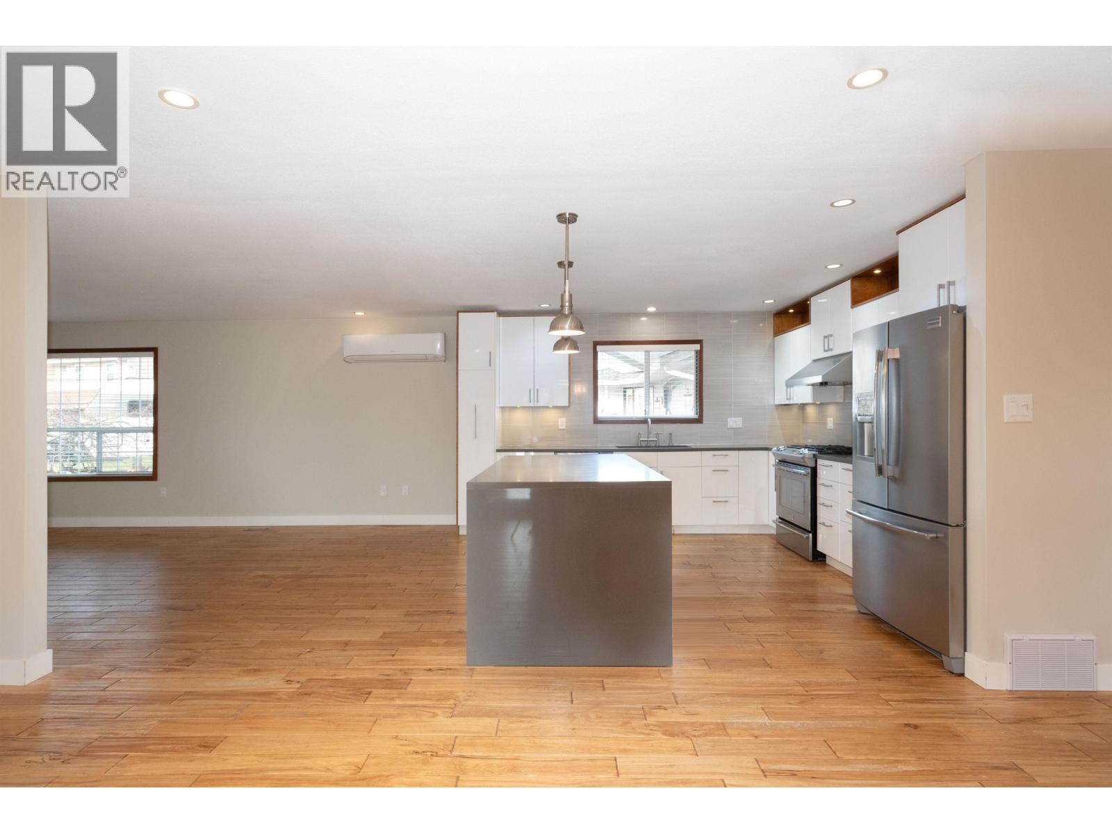 23364 117b Avenue, Maple Ridge, British Columbia  V2X 0B8 - Photo 8 - R3089050