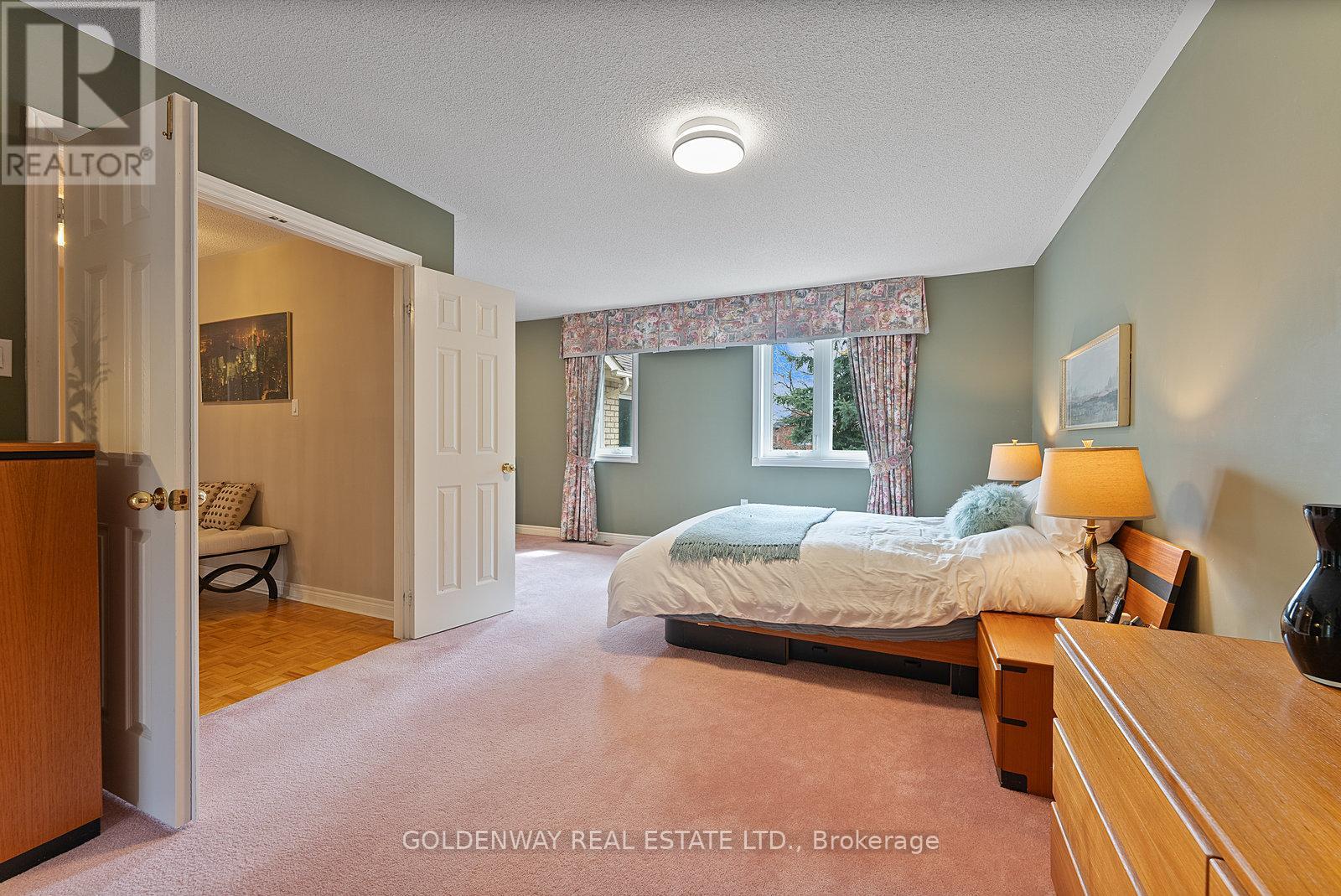 6 Loyal Blue Crescent, Richmond Hill, Ontario  L4S 1A2 - Photo 14 - N12780498