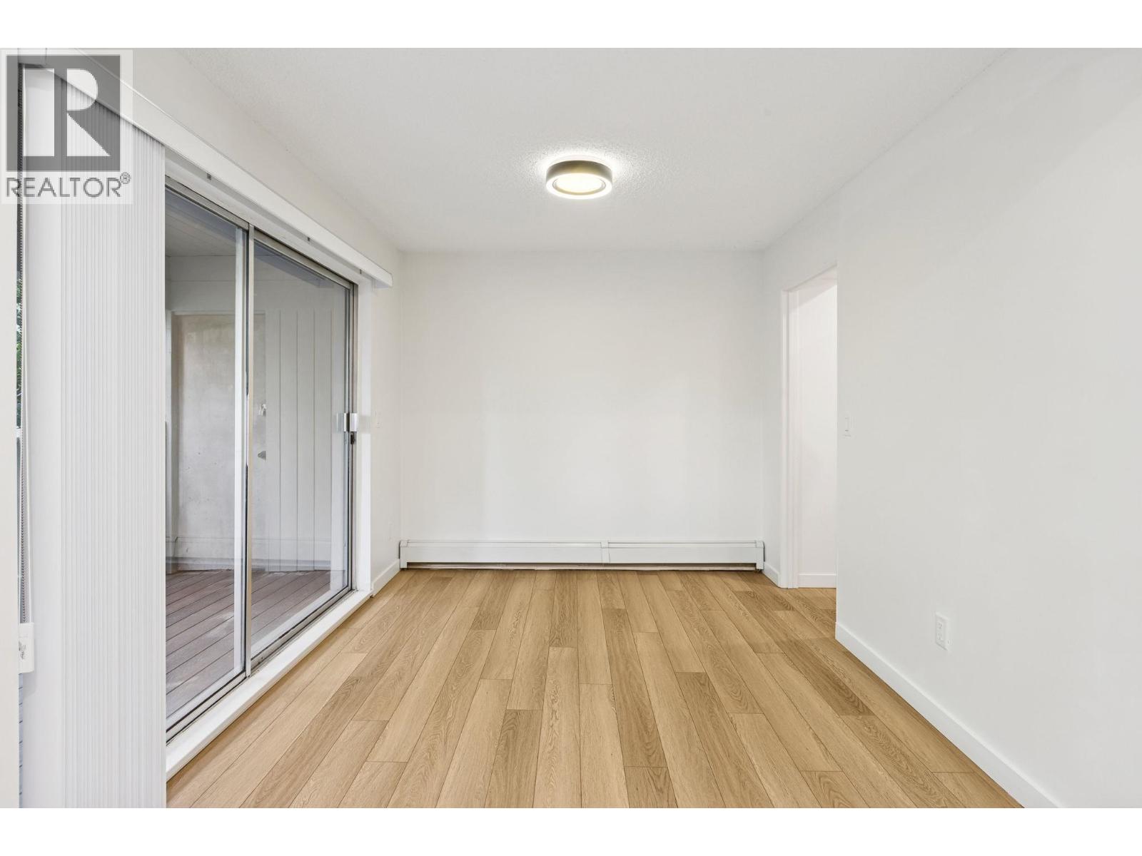 879 Westview Crescent, North Vancouver, British Columbia  V7N 2L5 - Photo 6 - R3089193