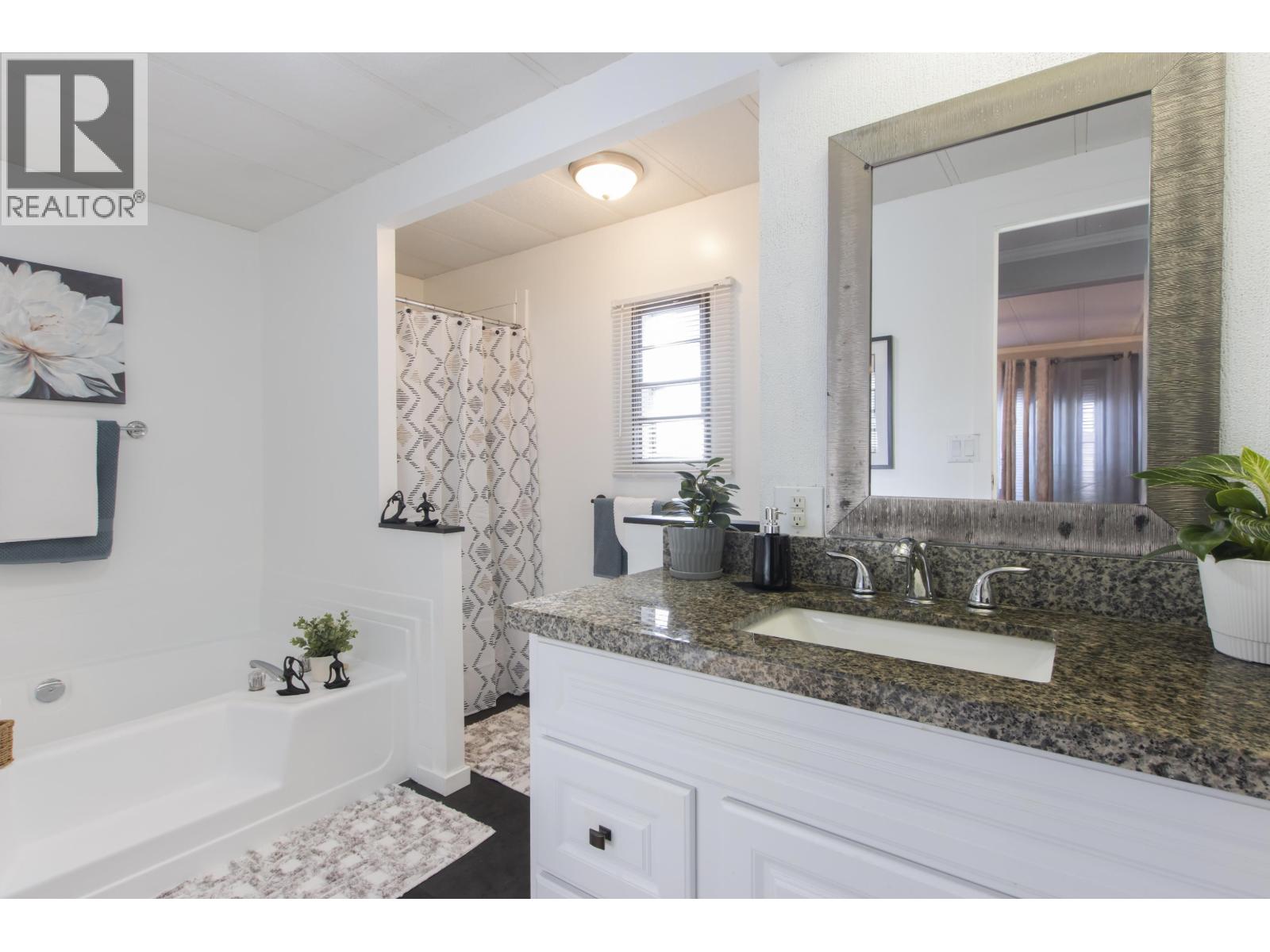 73 1830 Mamquam Road, Squamish, British Columbia  V0N 1T0 - Photo 18 - R3089200