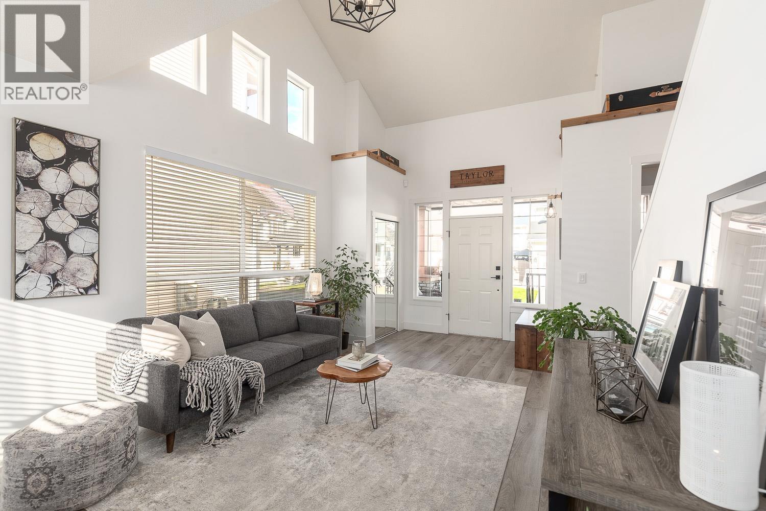 19850 Butternut Lane, Pitt Meadows, British Columbia  V3Y 2S7 - Photo 10 - R3089237