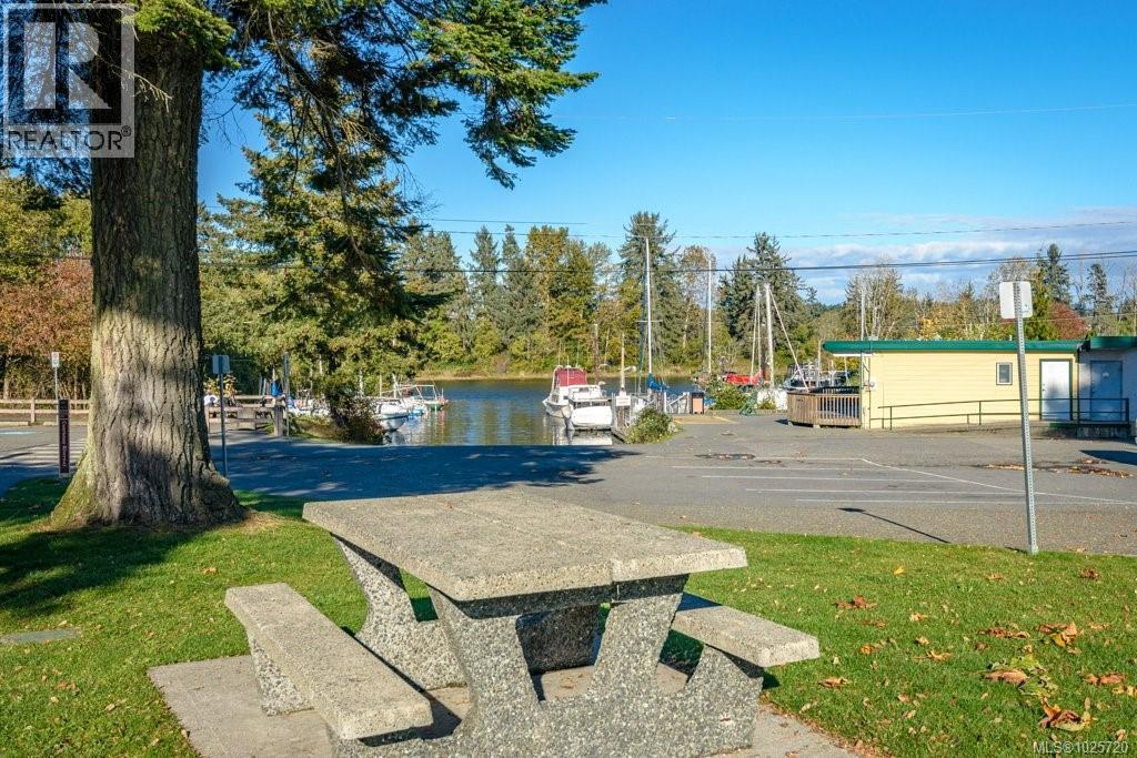 15 119 20th St, Courtenay, British Columbia  V9N 8B1 - Photo 41 - 1025720