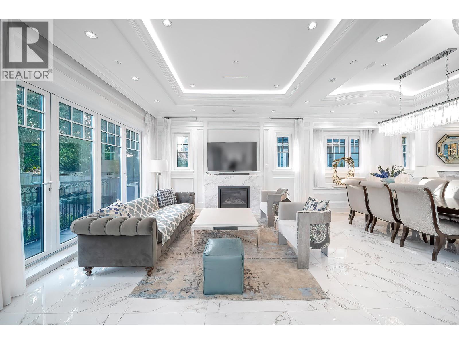 6338 Elm Street, Vancouver, British Columbia  V5R 3K9 - Photo 5 - R3089215