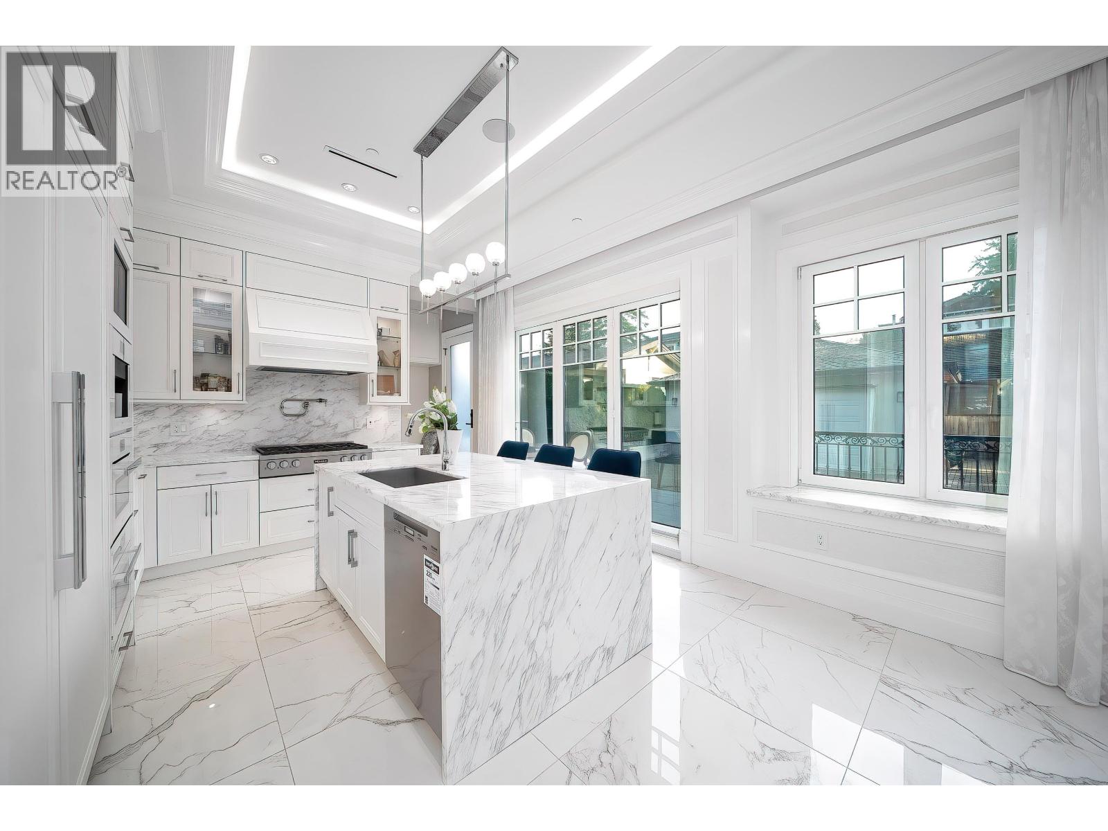 6338 Elm Street, Vancouver, British Columbia  V5R 3K9 - Photo 10 - R3089215