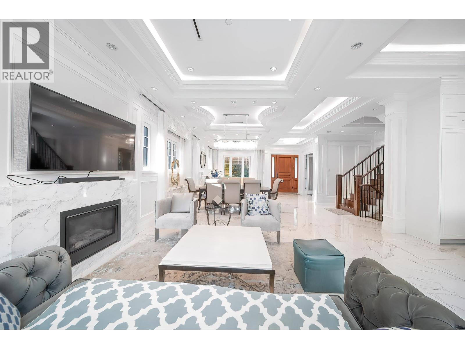 6338 Elm Street, Vancouver, British Columbia  V5R 3K9 - Photo 3 - R3089215