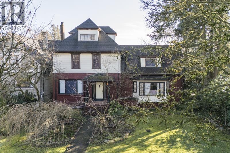 118 Queens Avenue, New Westminster, British Columbia  V3L 1J5 - Photo 1 - R3088915