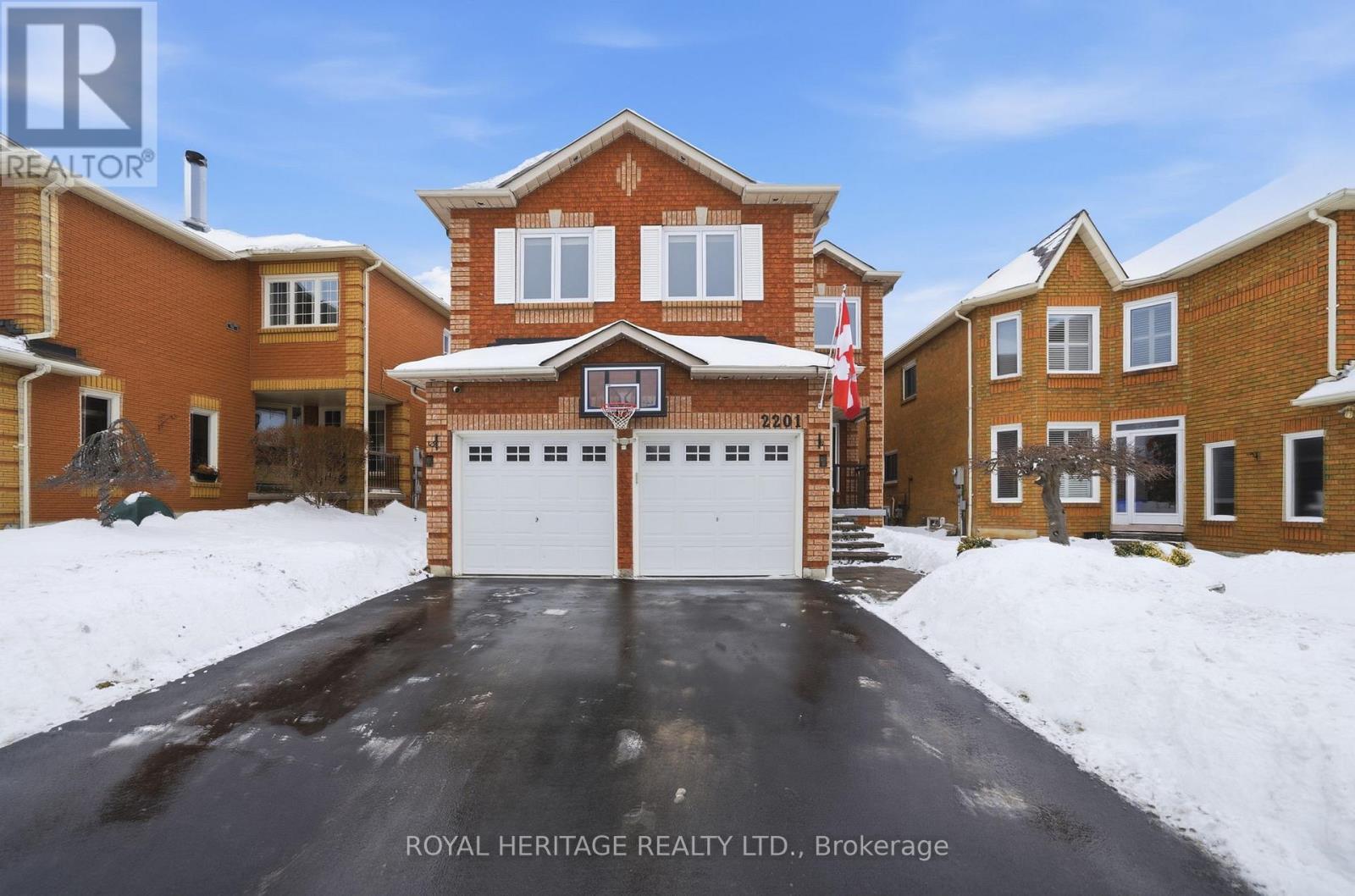 2201 WILDWOOD CRESCENT, Pickering, Ontario