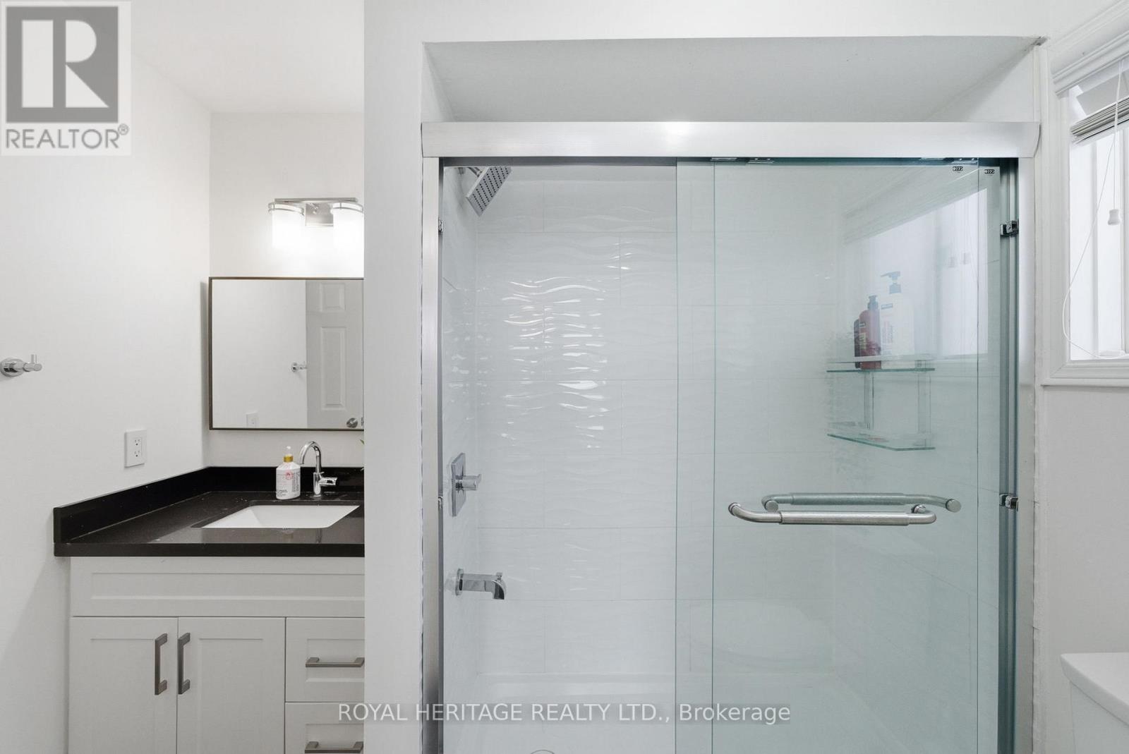 2201 Wildwood Crescent, Pickering, Ontario  L1X 2R6 - Photo 31 - E12781494