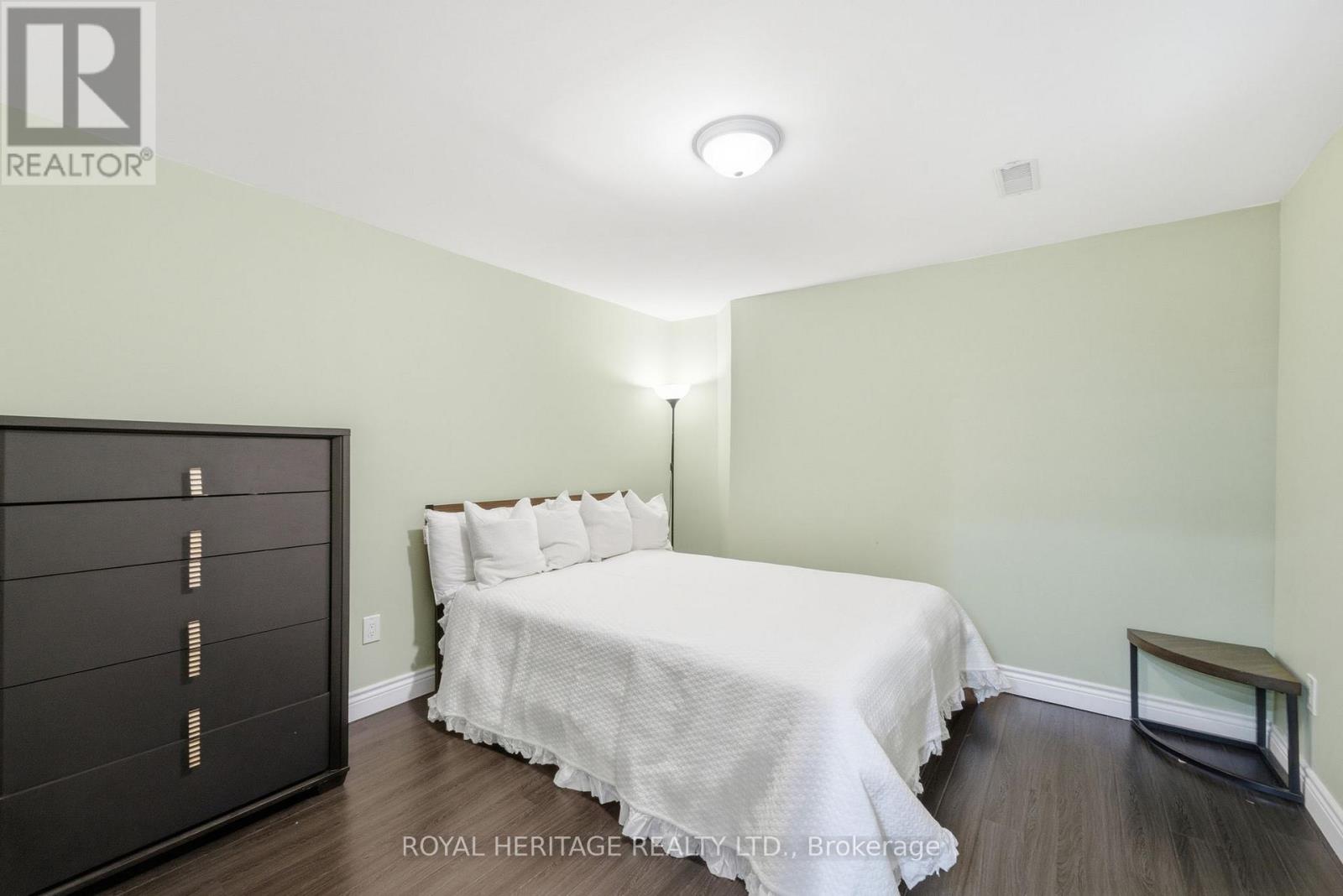 2201 Wildwood Crescent, Pickering, Ontario  L1X 2R6 - Photo 37 - E12781494