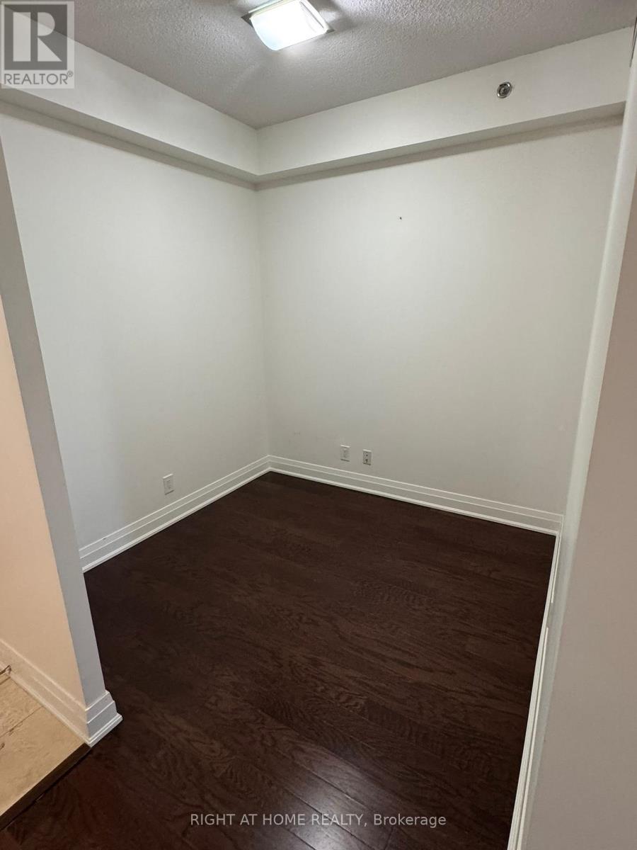 702 - 520 Steeles Avenue W, Vaughan, Ontario  L4J 1A2 - Photo 10 - N12781510