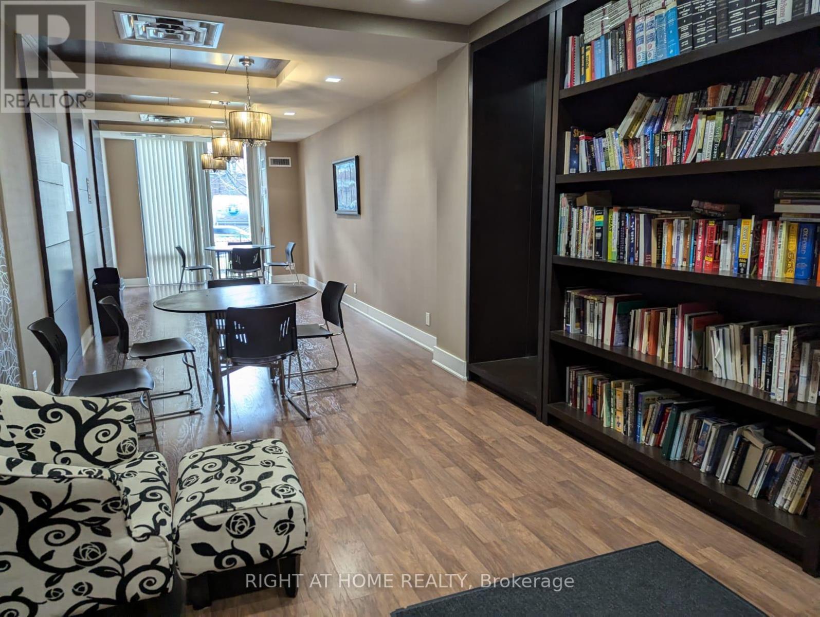 702 - 520 Steeles Avenue W, Vaughan, Ontario  L4J 1A2 - Photo 13 - N12781510