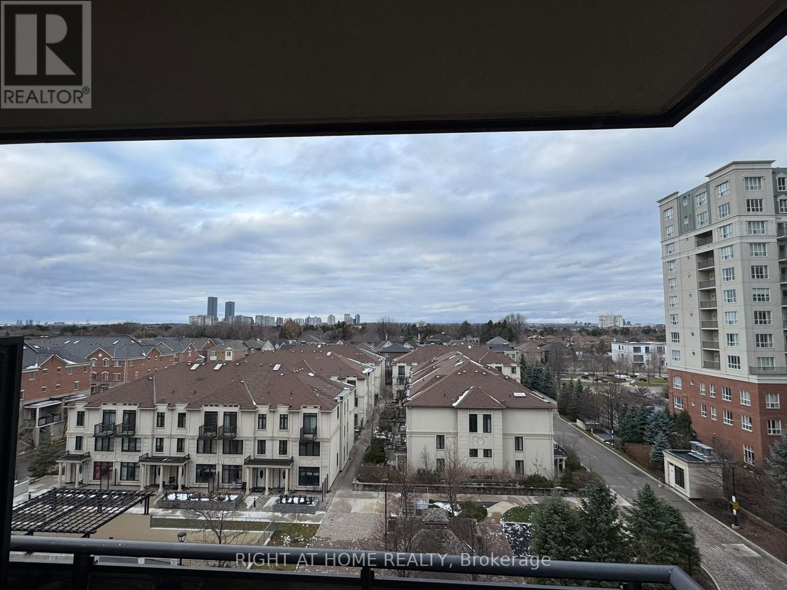 702 - 520 Steeles Avenue W, Vaughan, Ontario  L4J 1A2 - Photo 18 - N12781510