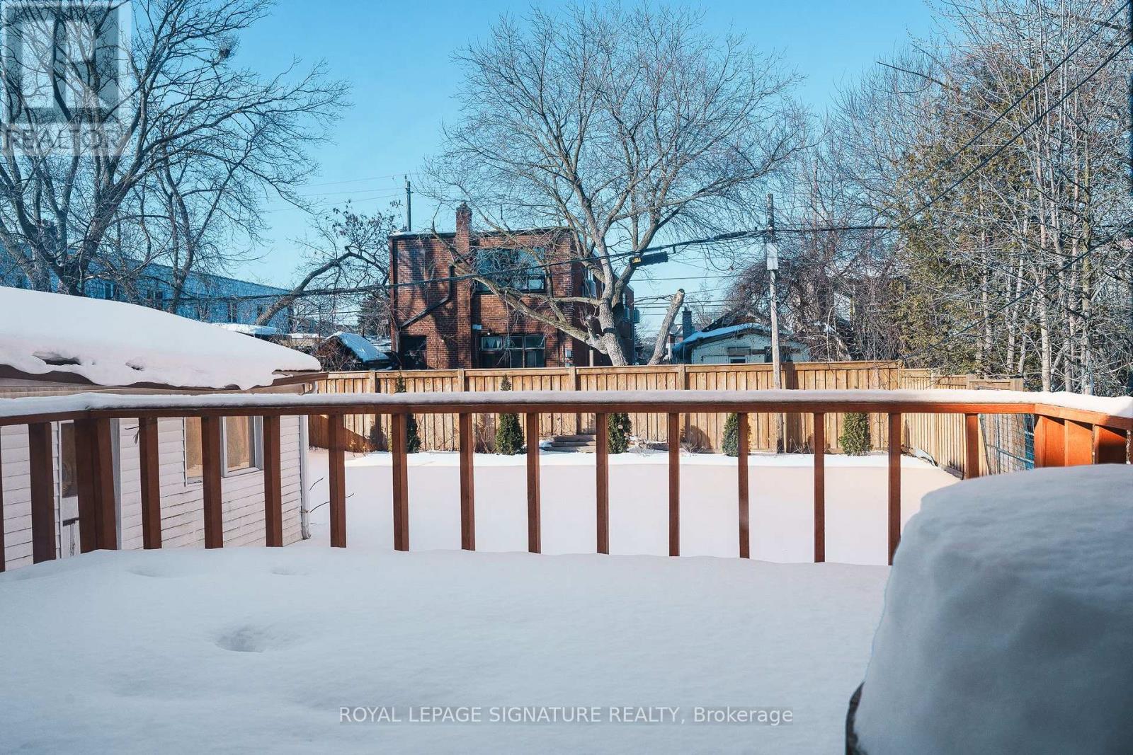 56 Ash Crescent, Toronto, Ontario  M8W 1E6 - Photo 19 - W12781516