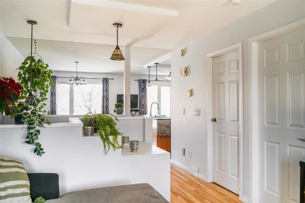 212 Goldthorpe Crescent, Winnipeg, Manitoba  R2N 3B7 - Photo 23 - 202602571