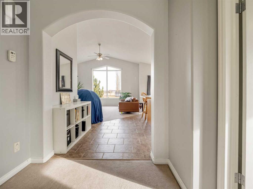 47 Kodiak Boulevard N, Lethbridge, Alberta  T1H 6S7 - Photo 7 - A2282204