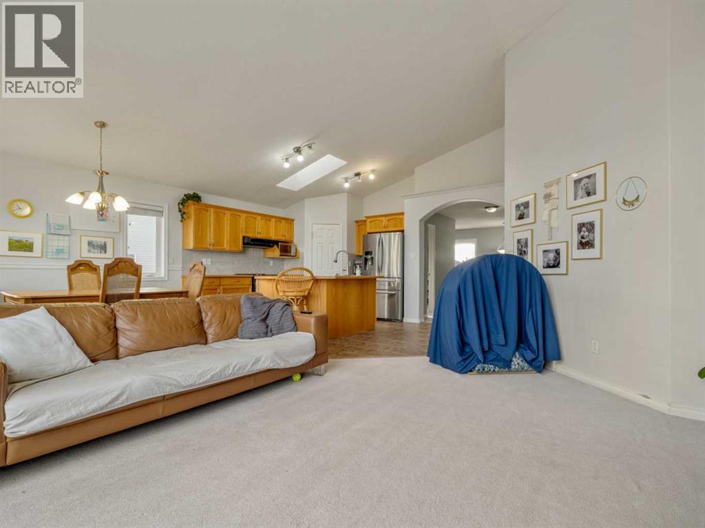 47 Kodiak Boulevard N, Lethbridge, Alberta  T1H 6S7 - Photo 18 - A2282204