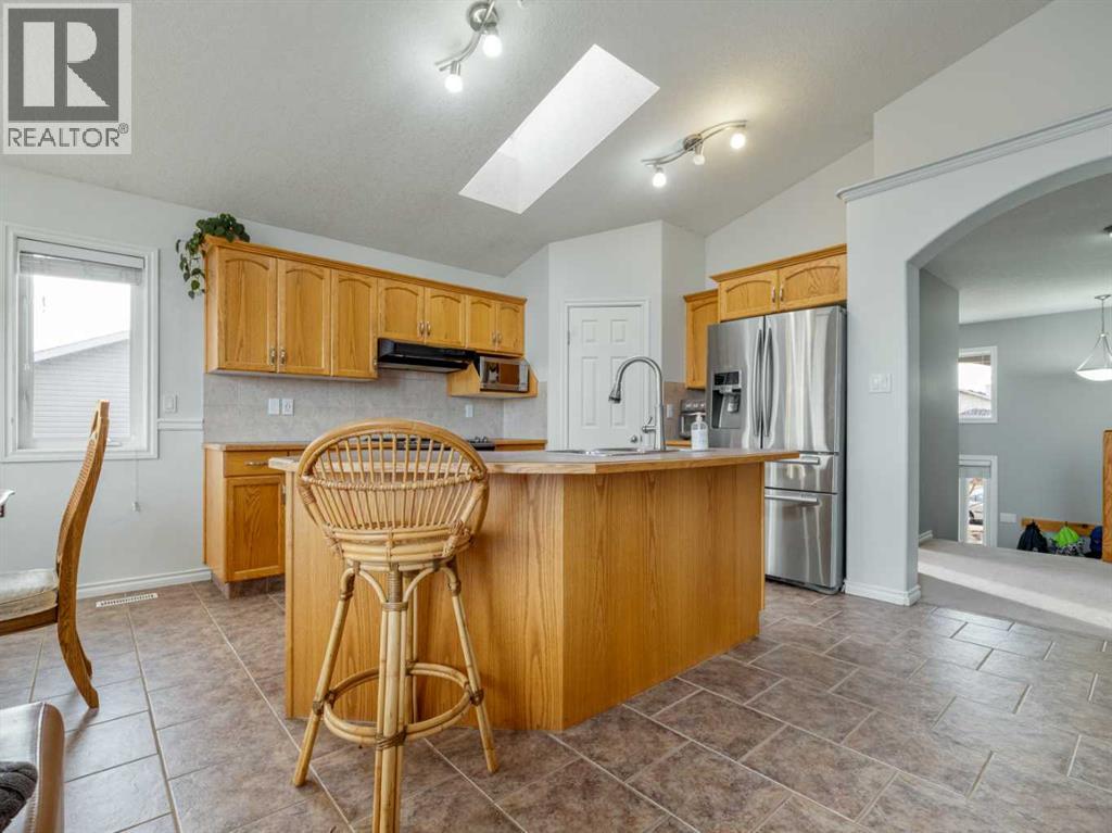 47 Kodiak Boulevard N, Lethbridge, Alberta  T1H 6S7 - Photo 10 - A2282204