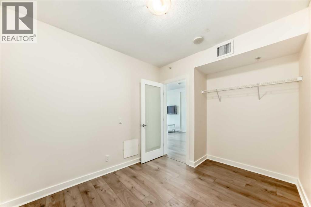 810, 10 Brentwood Common Nw, Calgary, Alberta  T2L 1K8 - Photo 20 - A2256850