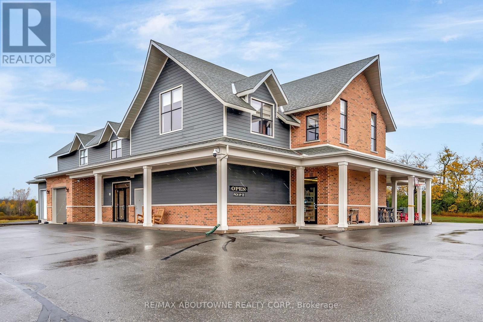 842 Hamilton Road, Quinte West (Sidney Ward), Ontario  K8N 4Z5 - Photo 8 - X12781530