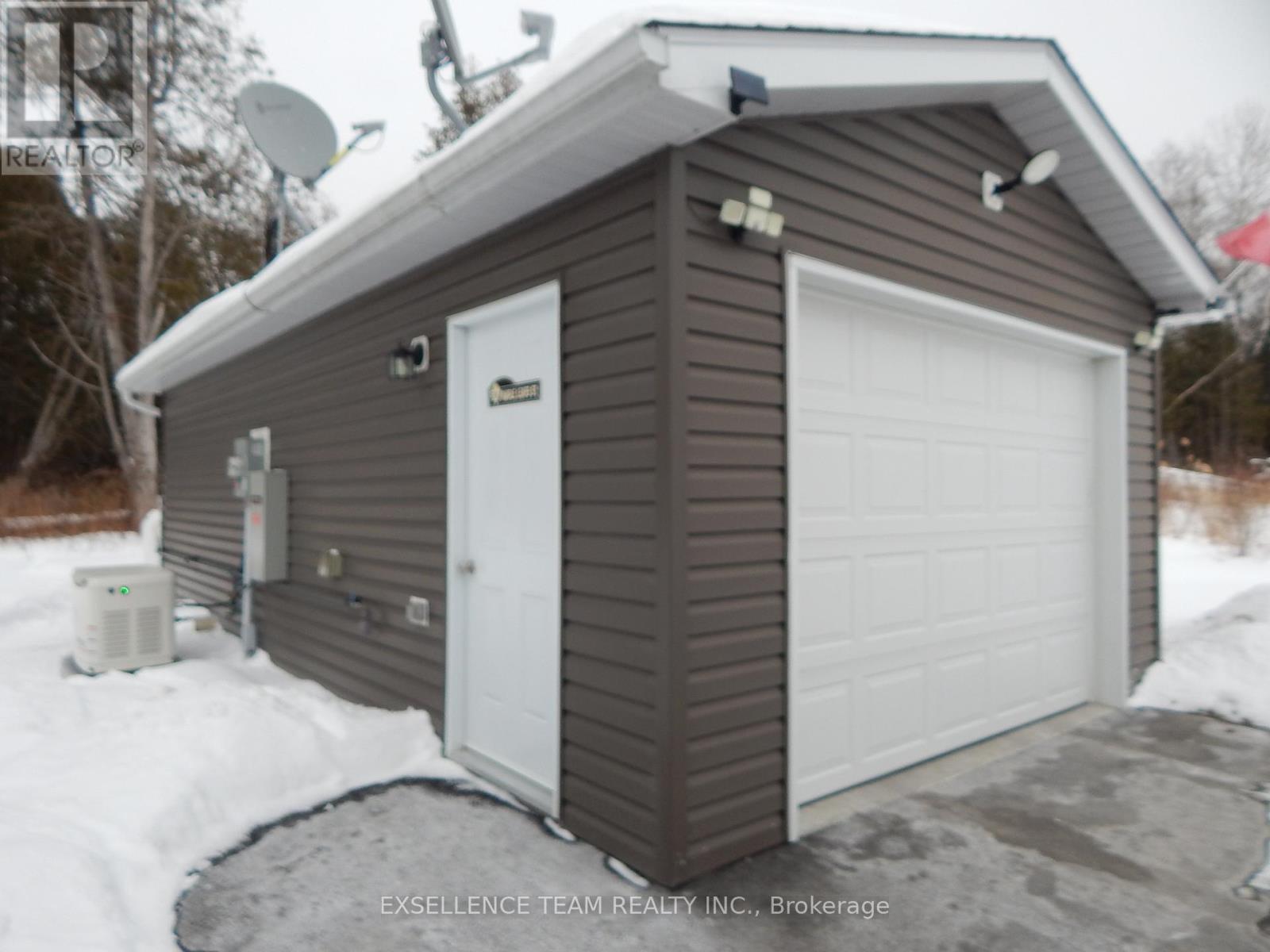 2729 Crows Nest Road E, North Stormont, Ontario  K0C 1T0 - Photo 29 - X12781550