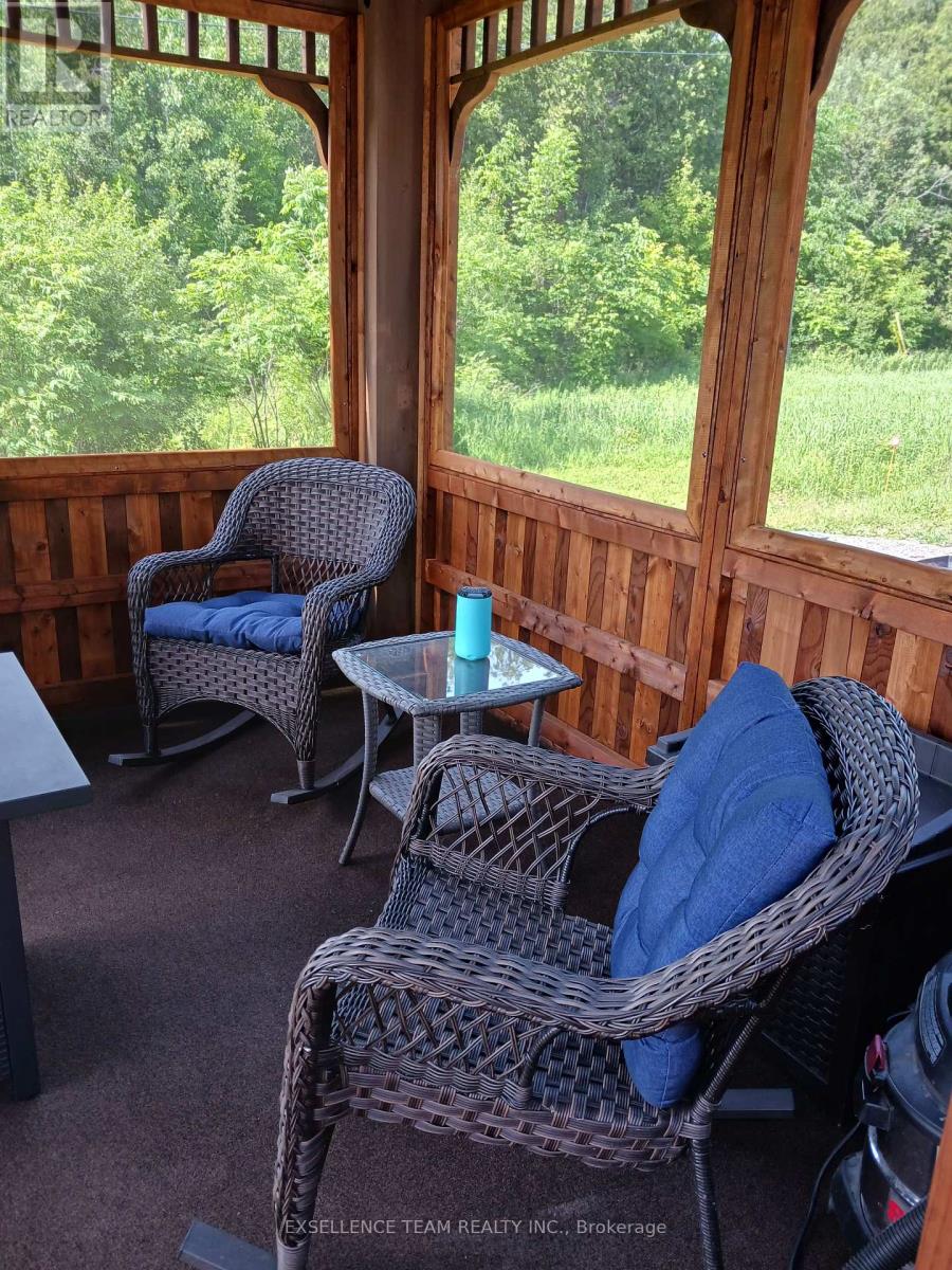 2729 Crows Nest Road E, North Stormont, Ontario  K0C 1T0 - Photo 45 - X12781550