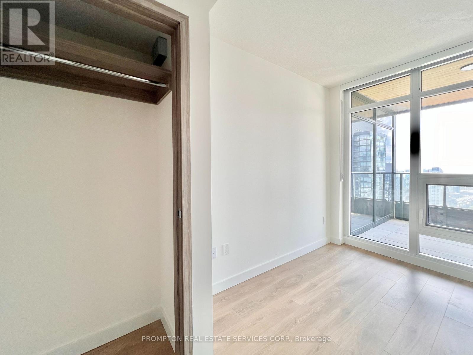 4312 - 3 Concord Cityplace Way, Toronto (Waterfront Communities), Ontario  M5V 0X4 - Photo 27 - C12710644