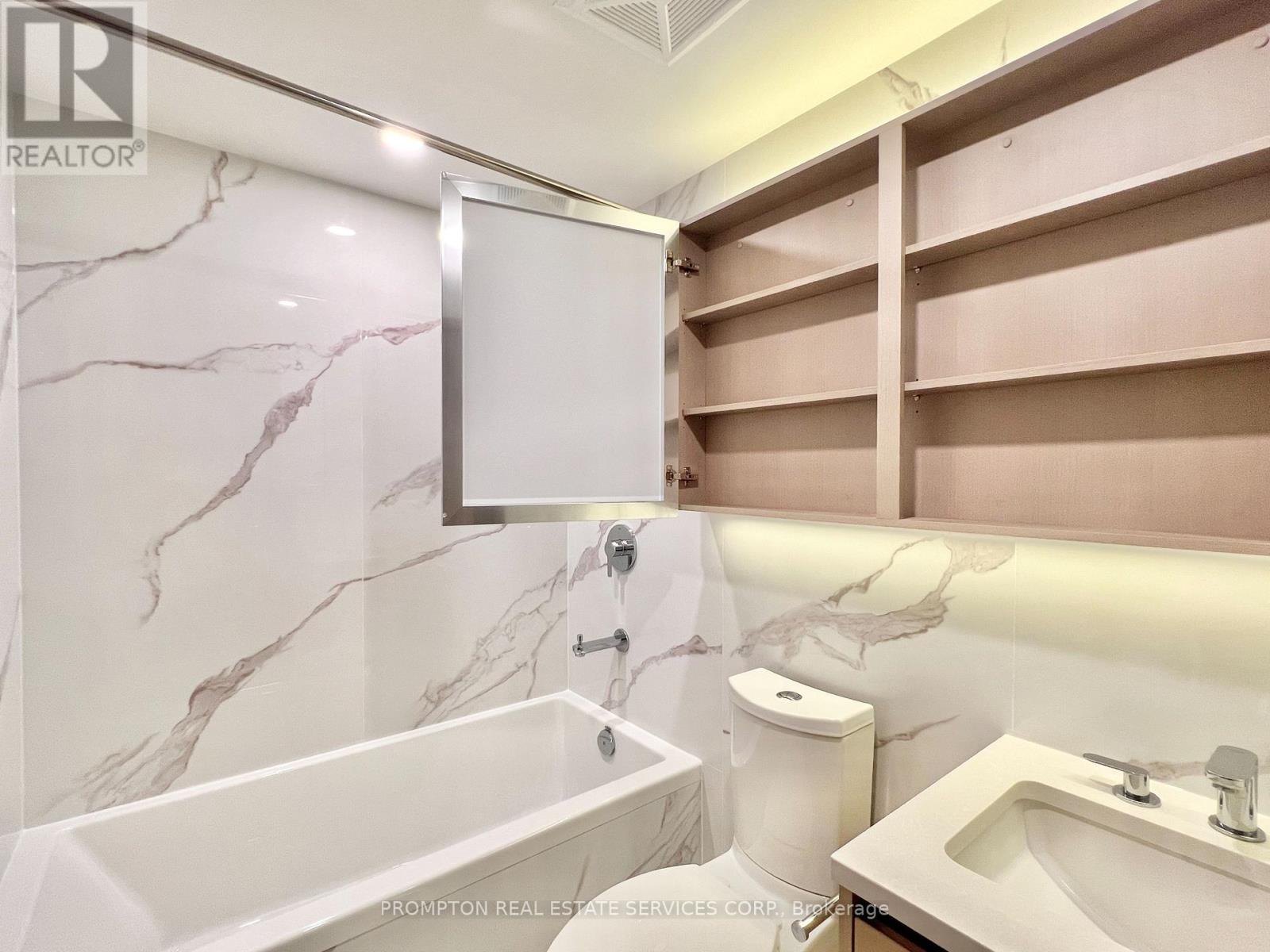 4312 - 3 Concord Cityplace Way, Toronto (Waterfront Communities), Ontario  M5V 0X4 - Photo 32 - C12710644