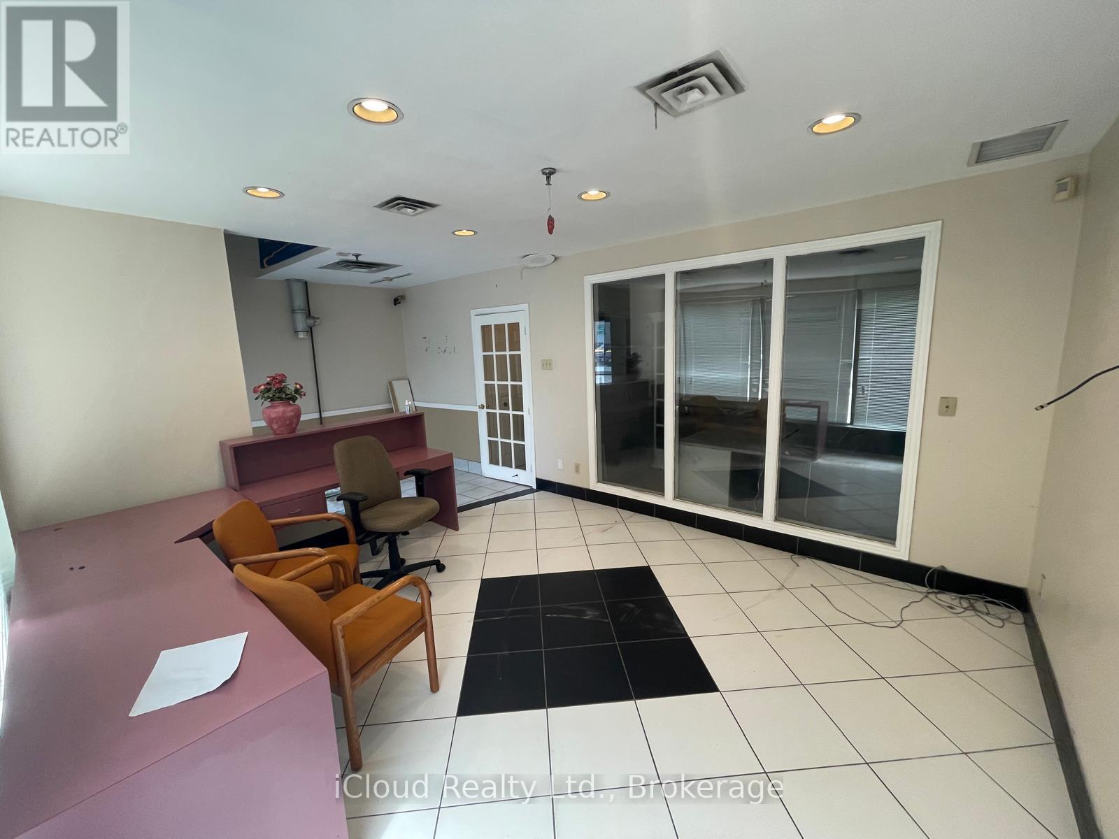 47 - 19 Kenview Boulevard, Brampton (Parkway Belt Industrial Area), Ontario  L6T 5G6 - Photo 4 - W12713264