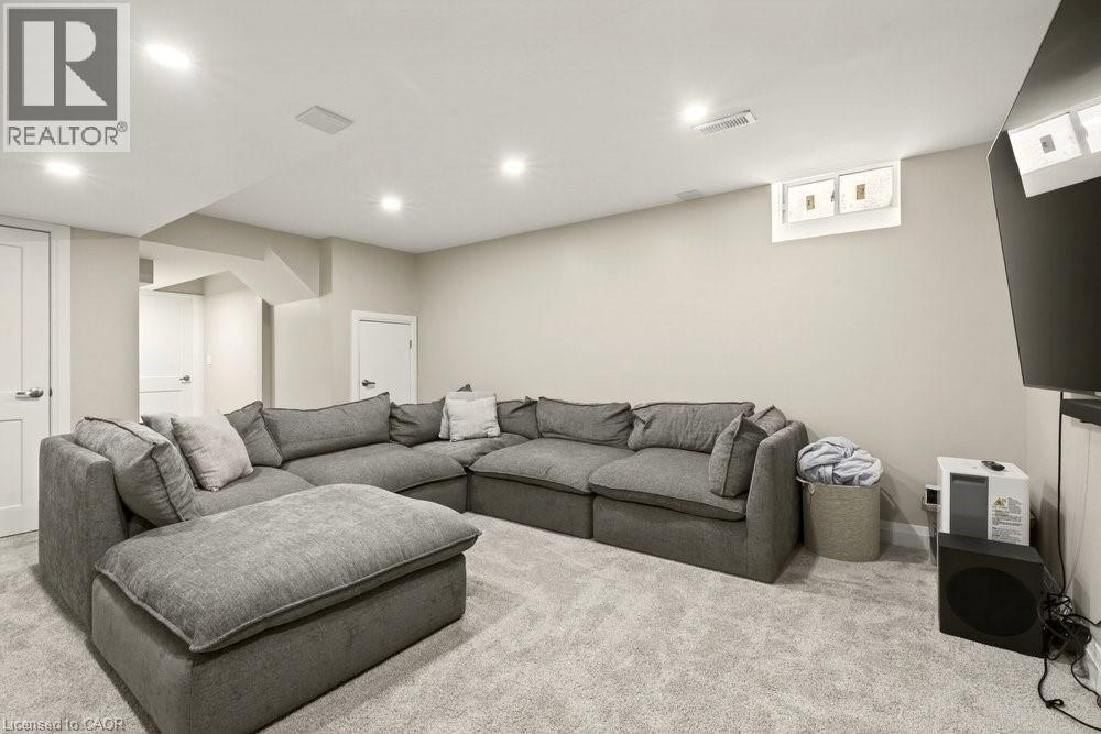 74 Bobolink Road, Hamilton, Ontario  L9A 2P5 - Photo 33 - 40804719