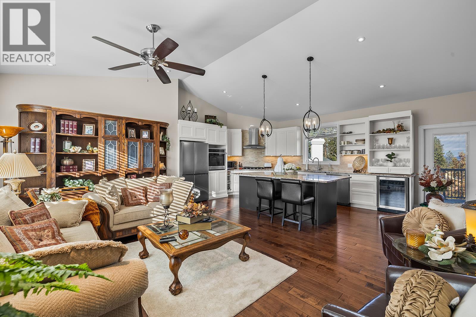 3025 Wales Road, West Kelowna, British Columbia  V1Z 2A7 - Photo 66 - 10375365