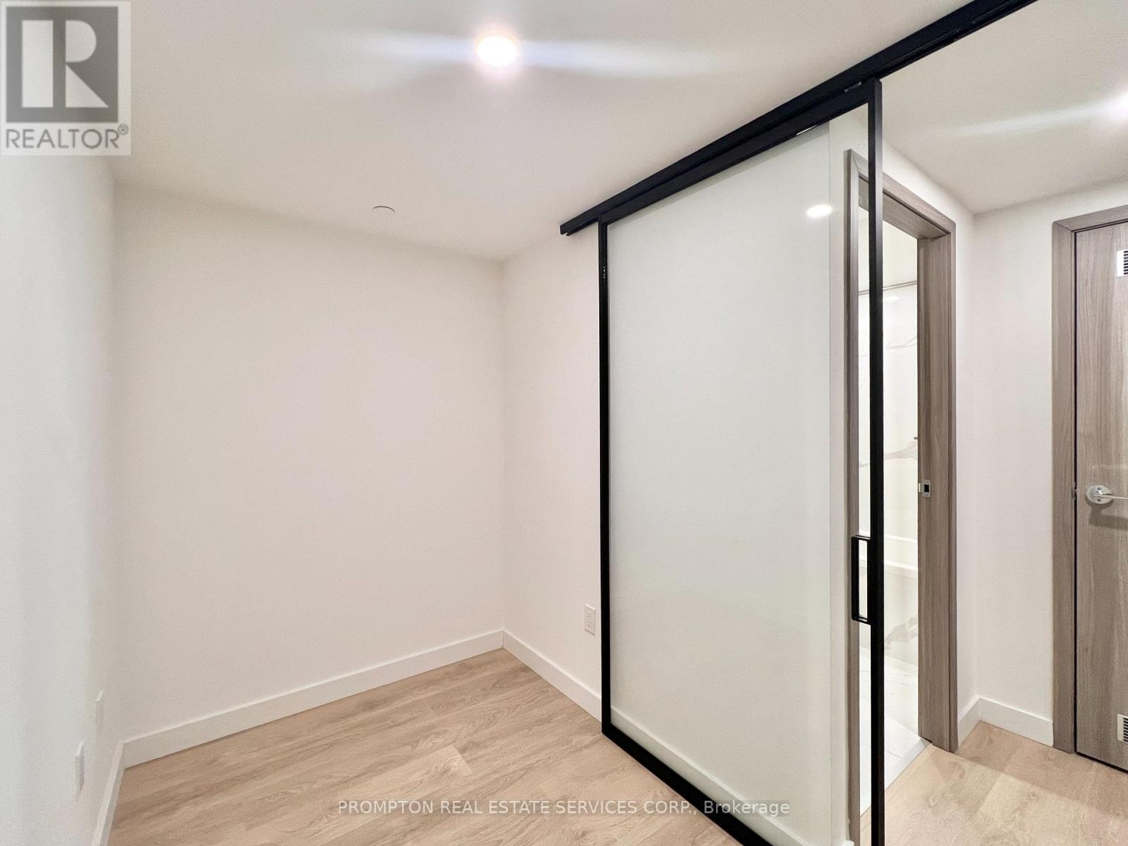 902 - 1 Concord Cityplace Way, Toronto, Ontario  M5V 0X3 - Photo 29 - C12781552