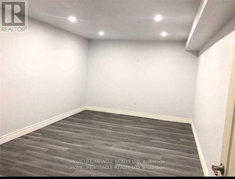 Bsmt A - 2 Vesta Drive, Richmond Hill, Ontario  L4B 2L9 - Photo 8 - N12781544