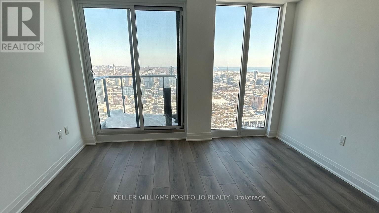 4501 - 251 Jarvis Street, Toronto, Ontario  M5B 0C3 - Photo 5 - C12771320