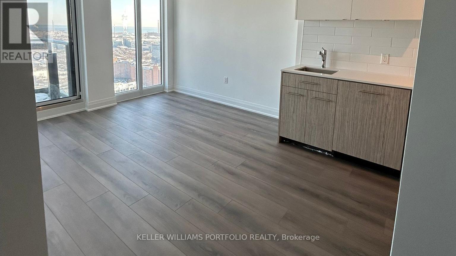 4501 - 251 Jarvis Street, Toronto, Ontario  M5B 0C3 - Photo 8 - C12771320