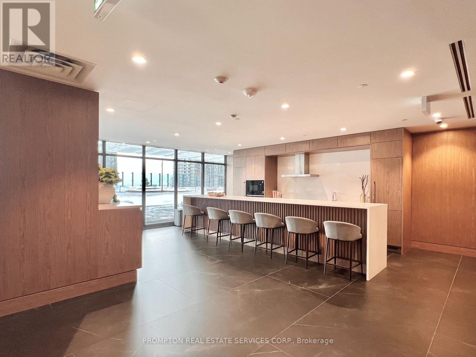 902 - 1 Concord Cityplace Way, Toronto, Ontario  M5V 0X3 - Photo 44 - C12781552