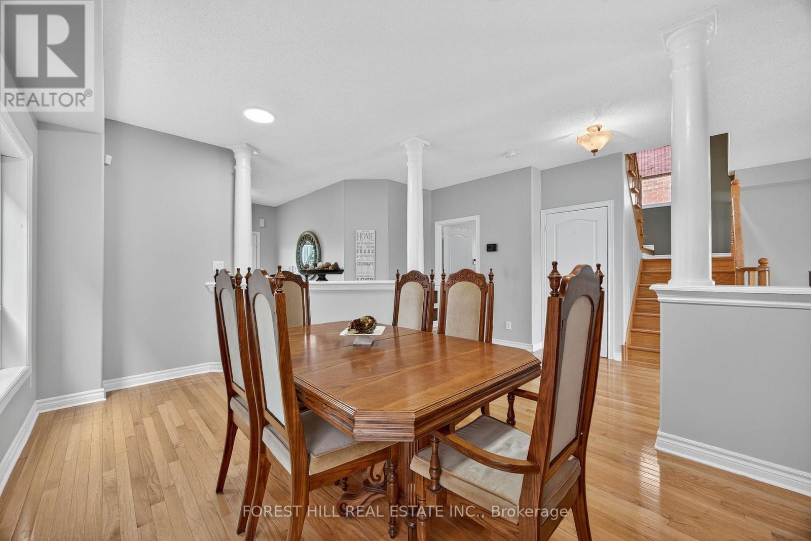 31 Connaught Lane, Barrie, Ontario  L4M 0A6 - Photo 6 - S12781582