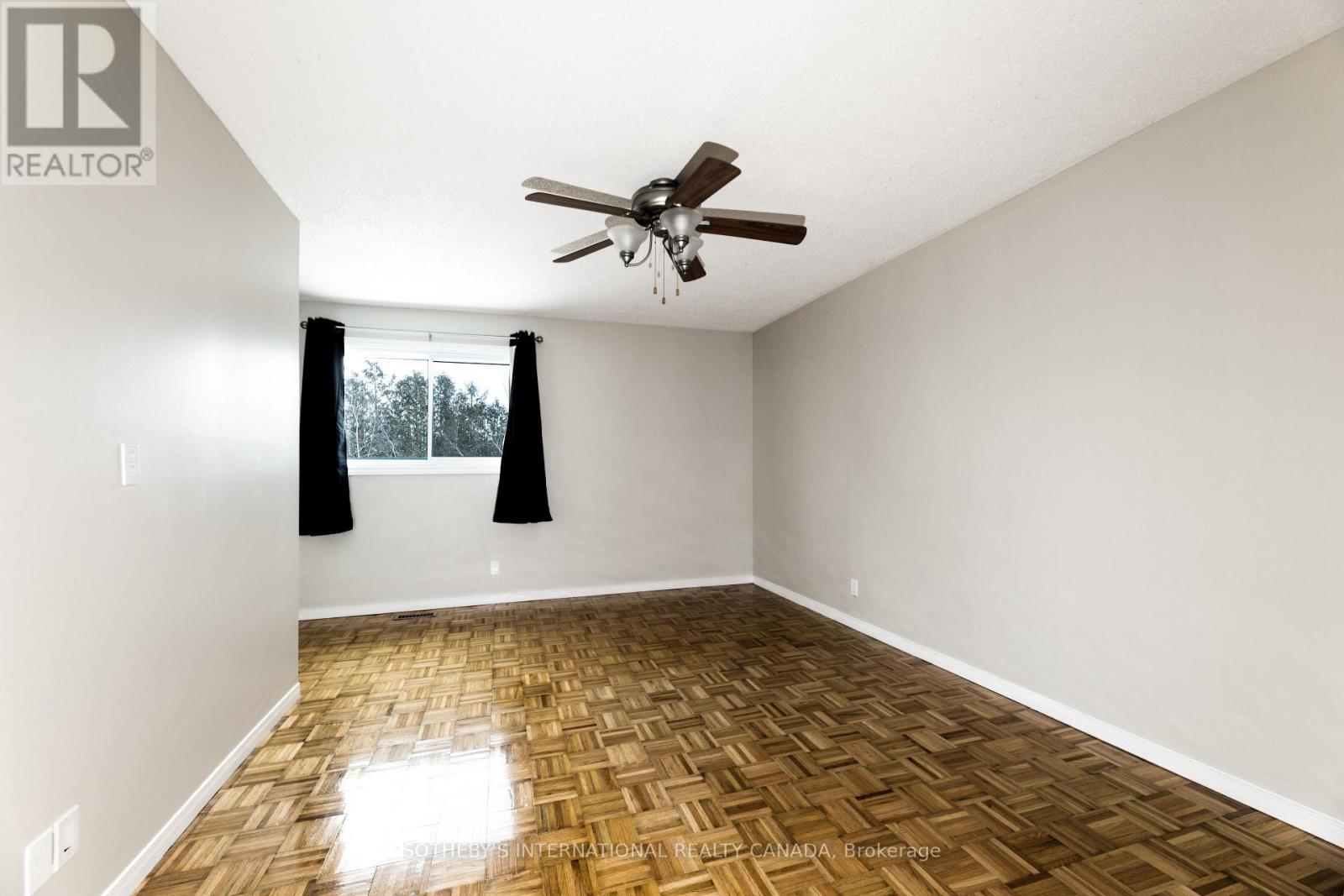 36 Ailsa Drive, Georgina, Ontario  L4P 3N5 - Photo 16 - N12758238