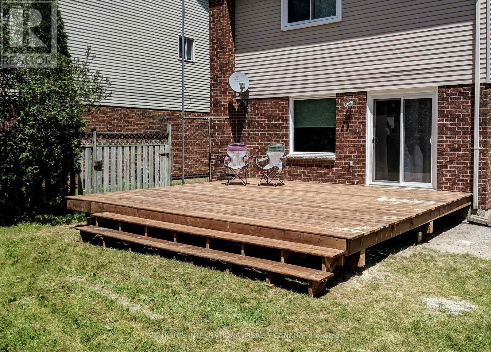 36 Ailsa Drive, Georgina, Ontario  L4P 3N5 - Photo 29 - N12758238