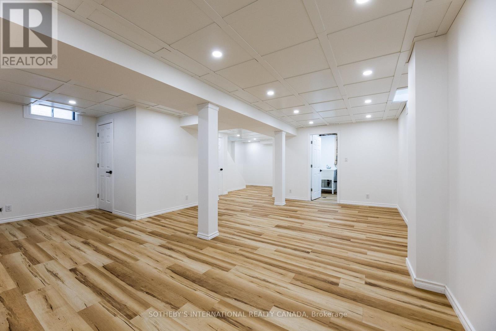 36 Ailsa Drive, Georgina, Ontario  L4P 3N5 - Photo 35 - N12758238