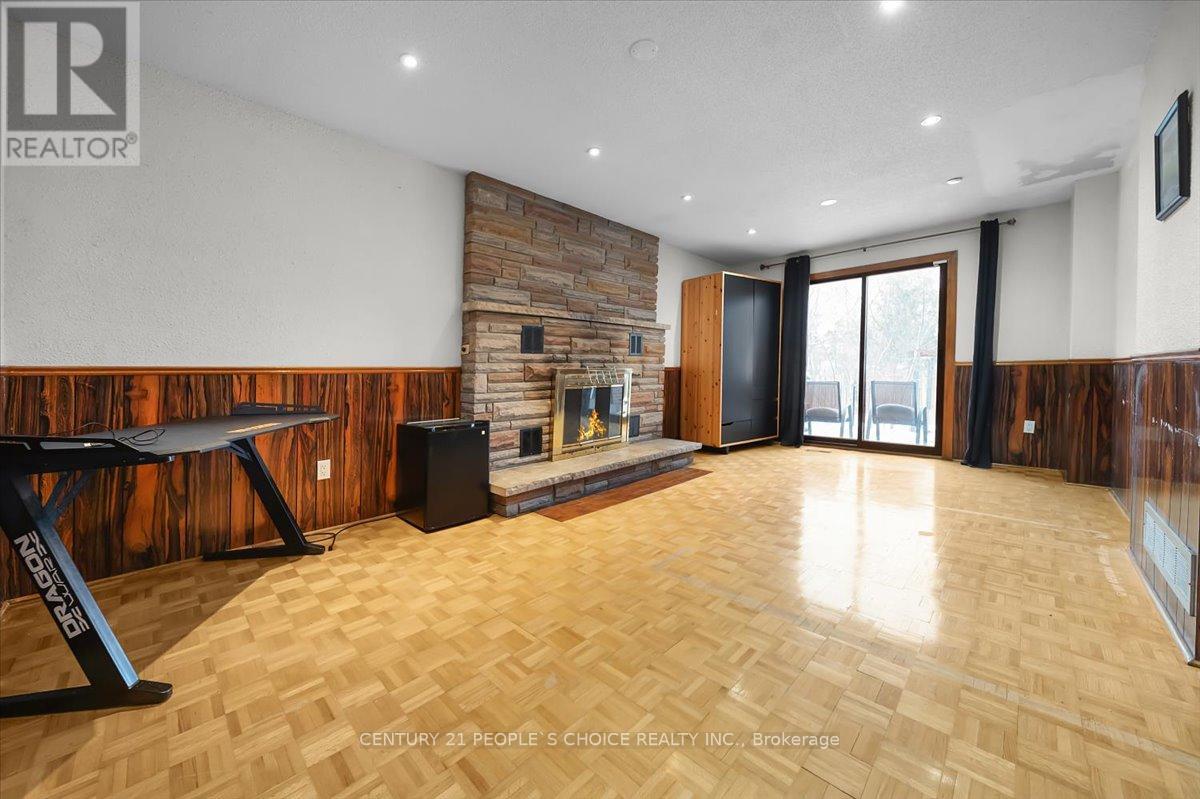 3431 Dorcas Street, Mississauga, Ontario  L4T 1M9 - Photo 12 - W12781576