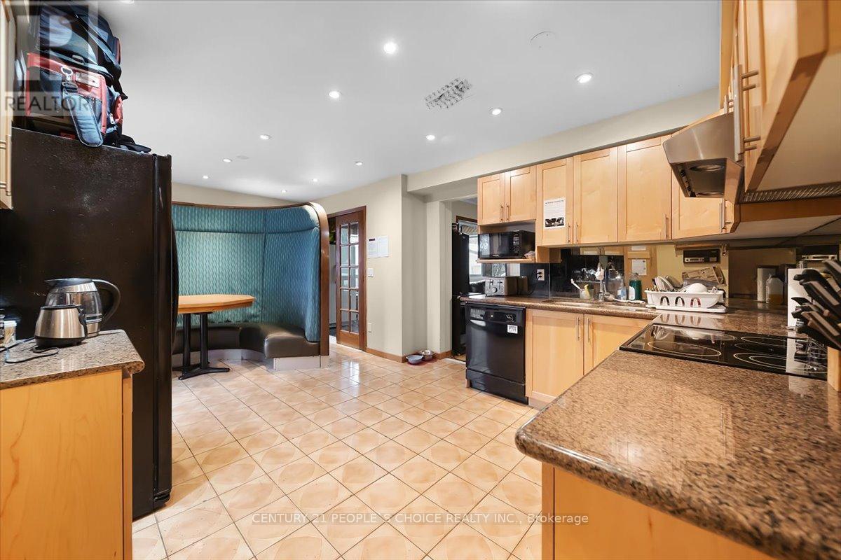 3431 Dorcas Street, Mississauga, Ontario  L4T 1M9 - Photo 19 - W12781576