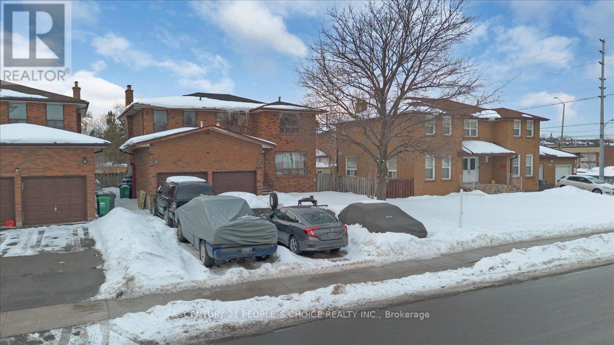 3431 Dorcas Street, Mississauga, Ontario  L4T 1M9 - Photo 2 - W12781576