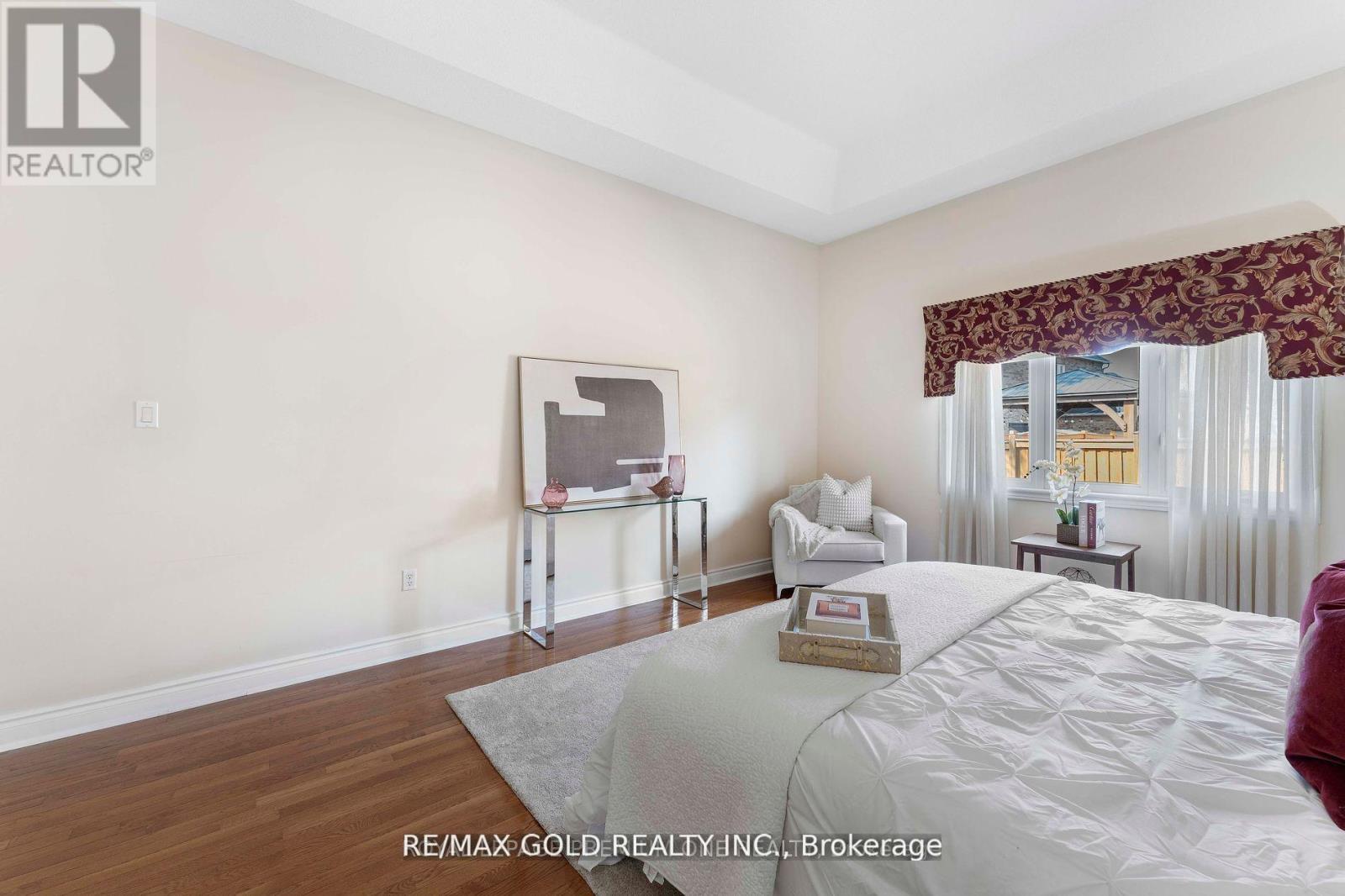 71 Louvain Drive, Brampton, Ontario  L6P 1Y9 - Photo 15 - W12781586