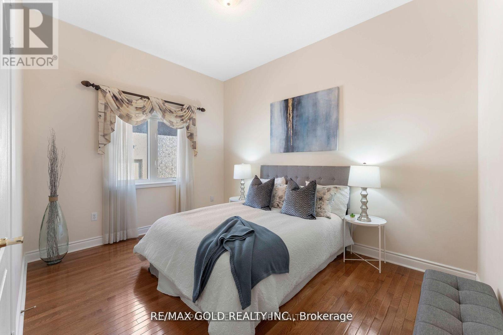 71 Louvain Drive, Brampton, Ontario  L6P 1Y9 - Photo 16 - W12781586