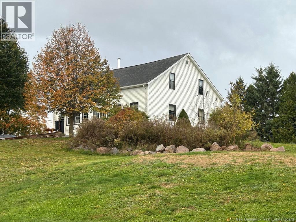 2086 Route 124, Hatfield Point, New Brunswick  E5T 2R7 - Photo 2 - NB133513