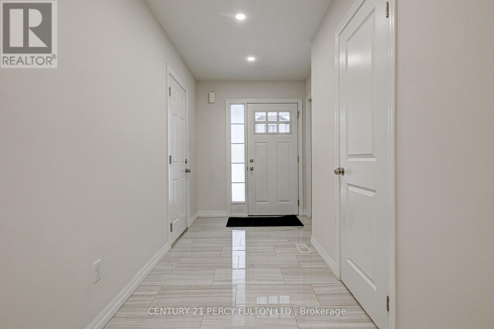 14 - 135 Hardcastle Drive, Cambridge, Ontario  N1S 0B6 - Photo 2 - X12781584