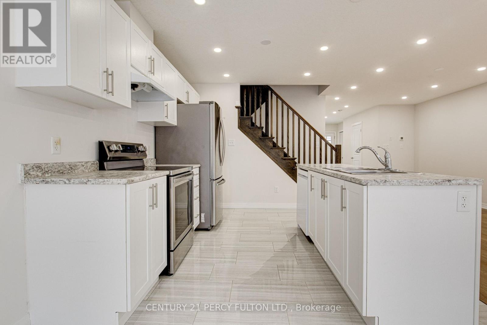 14 - 135 Hardcastle Drive, Cambridge, Ontario  N1S 0B6 - Photo 4 - X12781584