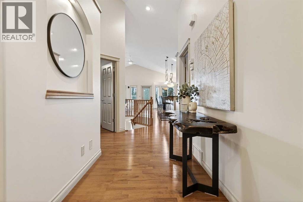 55 Billy Haynes Trail, Okotoks, Alberta  T1S 2N9 - Photo 4 - A2284883